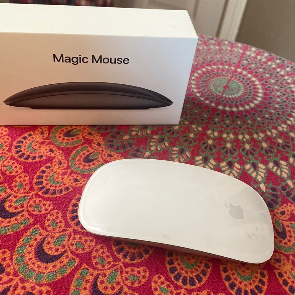 Apple mouse